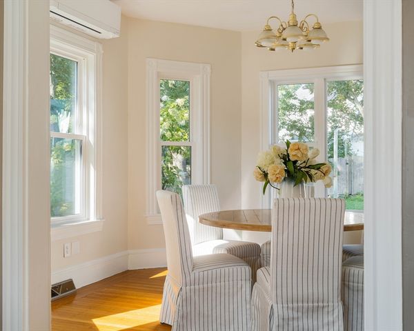 87 College Ave 87, Medford, MA 02155