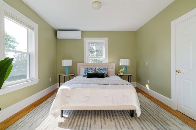 87 College Ave 87, Medford, MA 02155