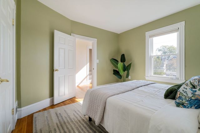 87 College Ave 87, Medford, MA 02155