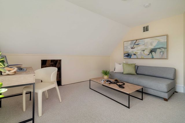 87 College Ave 87, Medford, MA 02155