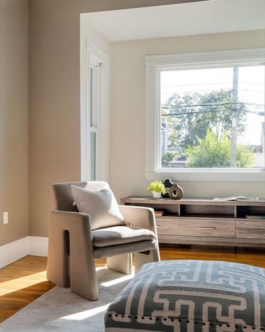 87 College Ave 87, Medford, MA 02155