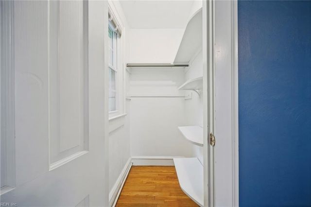 5 Willoughby PL, Hampton, VA 23661