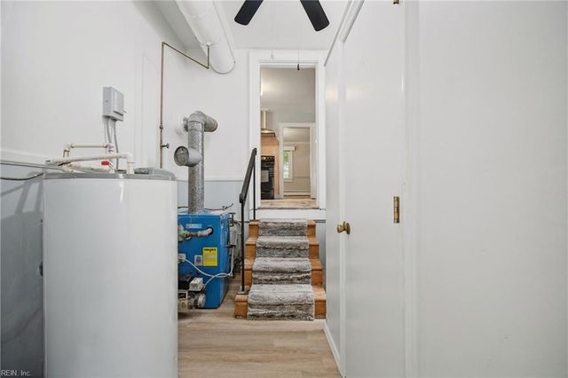 5 Willoughby PL, Hampton, VA 23661