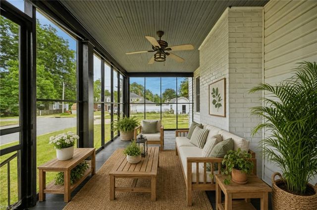 5 Willoughby PL, Hampton, VA 23661