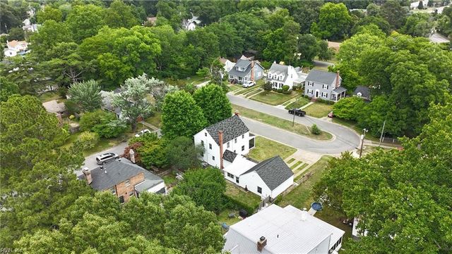 5 Willoughby PL, Hampton, VA 23661