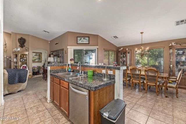 46058 W TULIP Lane, Maricopa, AZ 85139