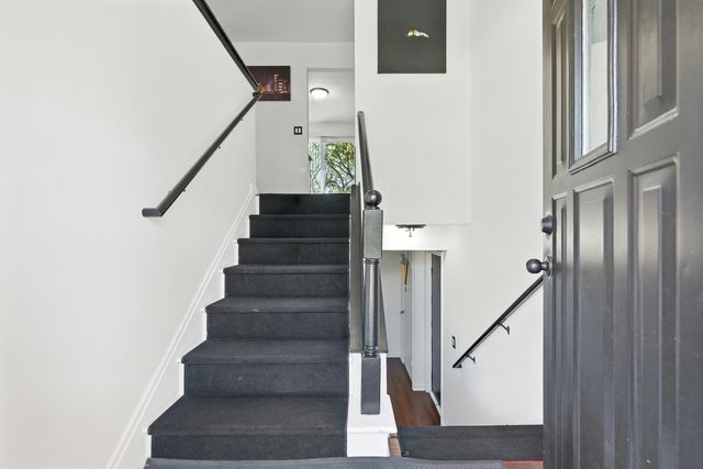 565 COTTONWOOD Circle, Bolingbrook, IL 60440