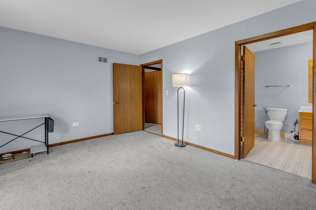 7736 W 157th Place, Orland Park, IL 60462