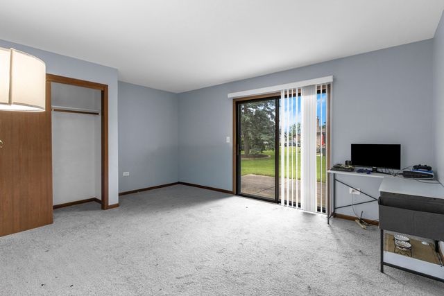 7736 W 157th Place, Orland Park, IL 60462