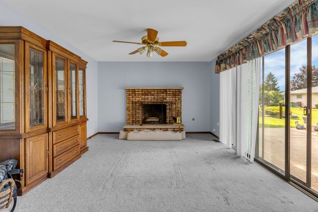 7736 W 157th Place, Orland Park, IL 60462