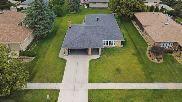 7736 W 157th Place, Orland Park, IL 60462