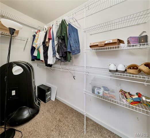 1605 Fairwood Forest Drive, St Peters, MO 63376
