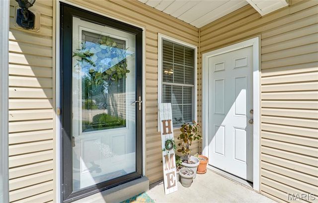 1605 Fairwood Forest Drive, St Peters, MO 63376