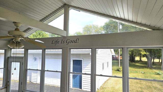 2946 Locust Street, Seward, IL 61077