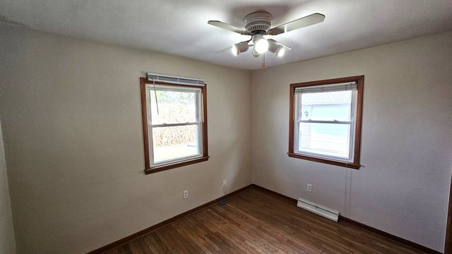 2946 Locust Street, Seward, IL 61077