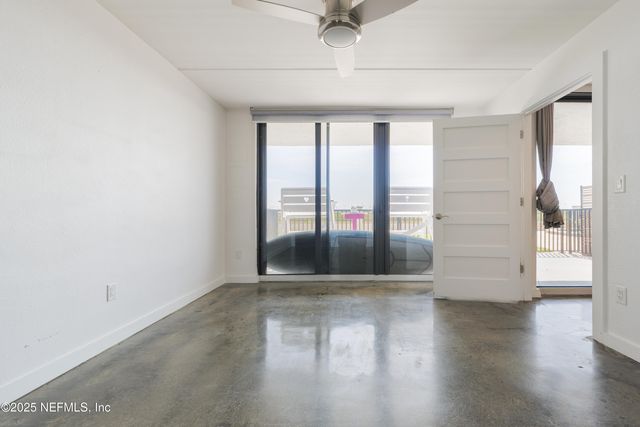 275 1ST Street S 102, Jacksonville Beach, FL 32250