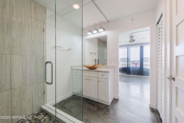 275 1ST Street S 102, Jacksonville Beach, FL 32250