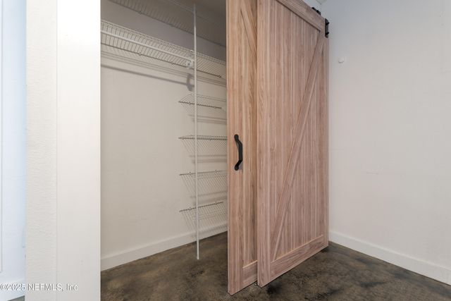 275 1ST Street S 102, Jacksonville Beach, FL 32250