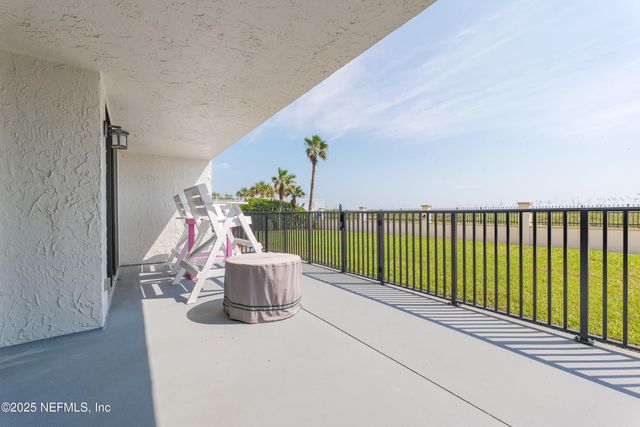 275 1ST Street S 102, Jacksonville Beach, FL 32250