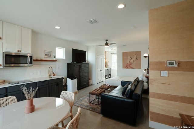 103 Cascada, Spring Branch, TX 78070