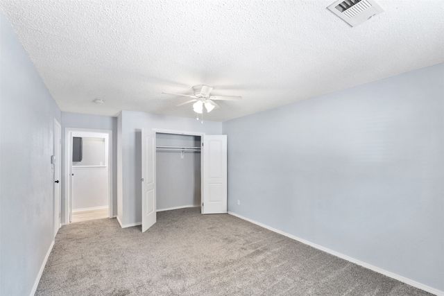 217 Pierce Drive, Mabank, TX 75156