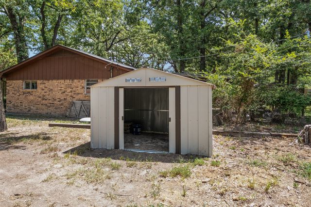 217 Pierce Drive, Mabank, TX 75156