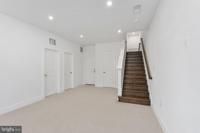 8456 BEGONIA LN, Lorton, VA 22079