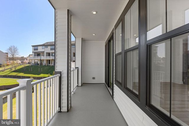 8456 BEGONIA LN, Lorton, VA 22079