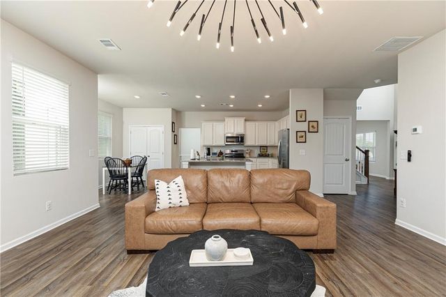 376 River Run Drive, Dallas, GA 30132
