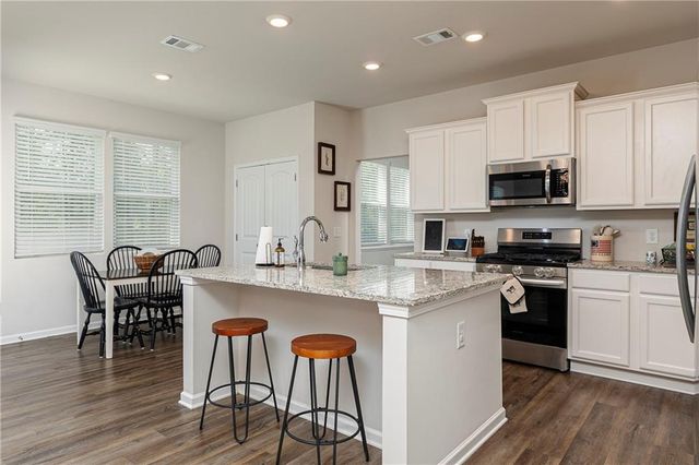 376 River Run Drive, Dallas, GA 30132