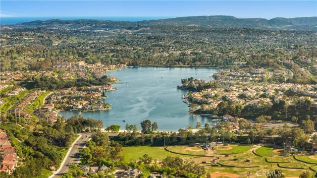 22101 Stillwater, Mission Viejo, CA 92692