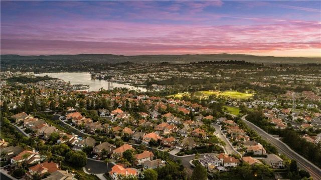 22101 Stillwater, Mission Viejo, CA 92692