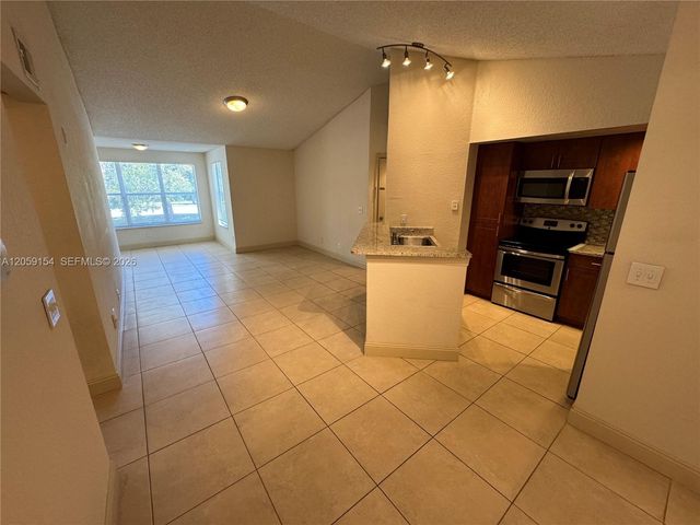 417 Vista Isles Drive 2324, Sunrise, FL 33325