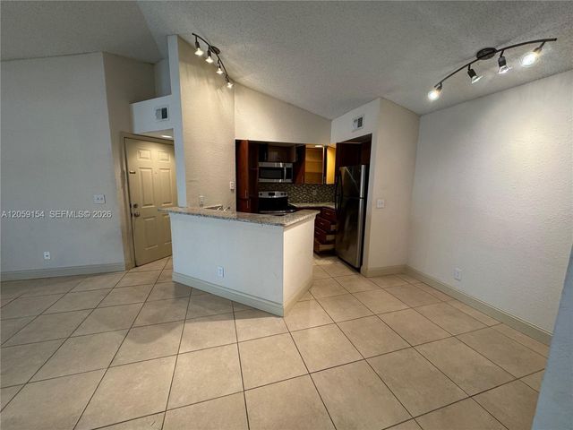 417 Vista Isles Drive 2324, Sunrise, FL 33325