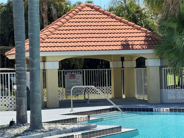 417 Vista Isles Drive 2324, Sunrise, FL 33325