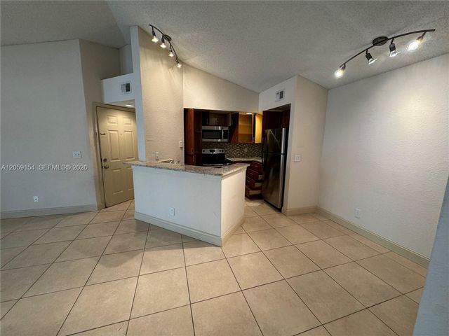 417 Vista Isles Drive 2324, Sunrise, FL 33325