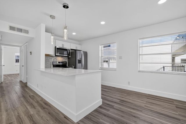 515 Normandy Lane, Delray Beach, FL 33484