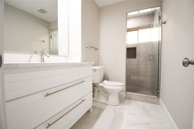 1422 Addington Street, Irving, TX 75062