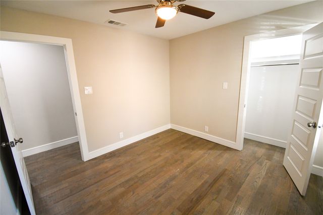 1422 Addington Street, Irving, TX 75062