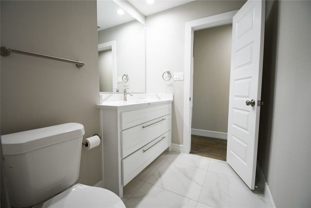 1422 Addington Street, Irving, TX 75062