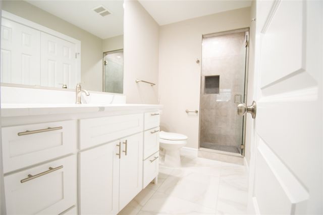 1422 Addington Street, Irving, TX 75062