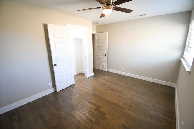 1422 Addington Street, Irving, TX 75062