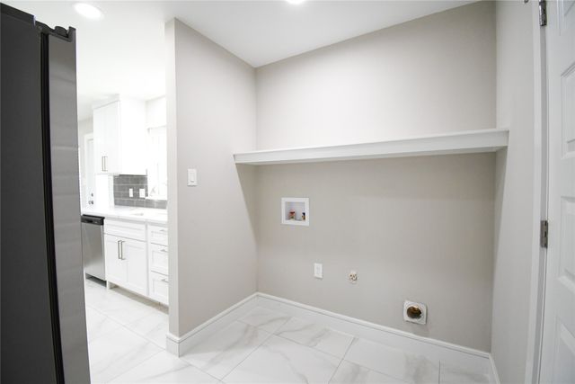 1422 Addington Street, Irving, TX 75062
