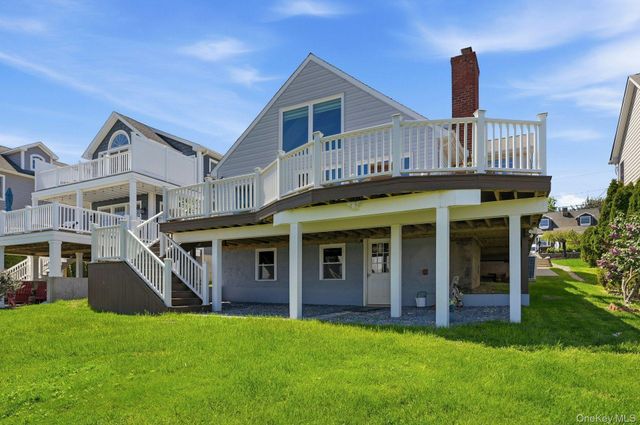 19 Hillside Avenue, Northport, NY 11768