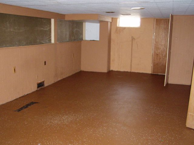 10015 Brady, Redford Charter Twp, MI 48239