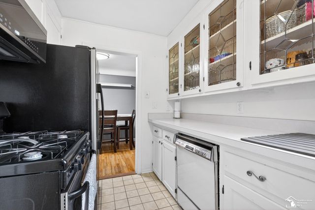 15580 Aster Avenue, Allen Park, MI 48101