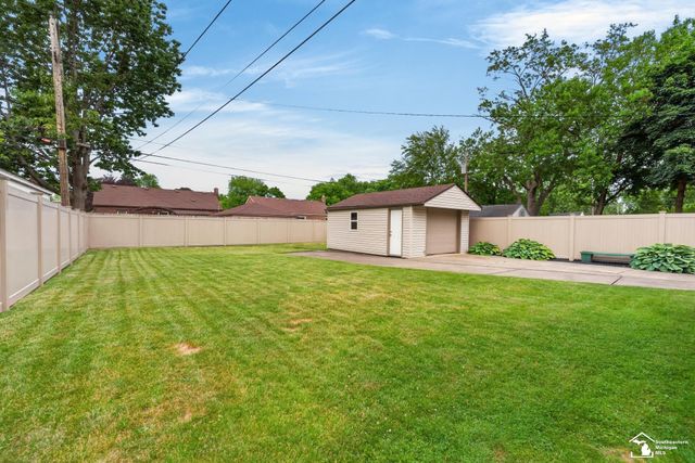 15580 Aster Avenue, Allen Park, MI 48101
