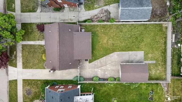 15580 Aster Avenue, Allen Park, MI 48101