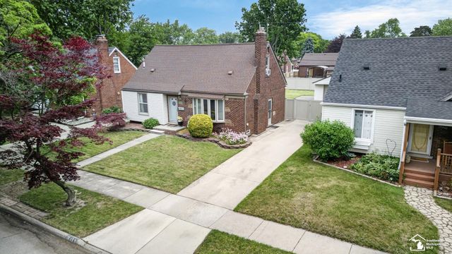 15580 Aster Avenue, Allen Park, MI 48101