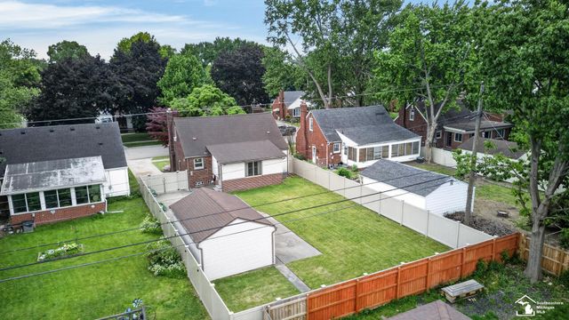 15580 Aster Avenue, Allen Park, MI 48101